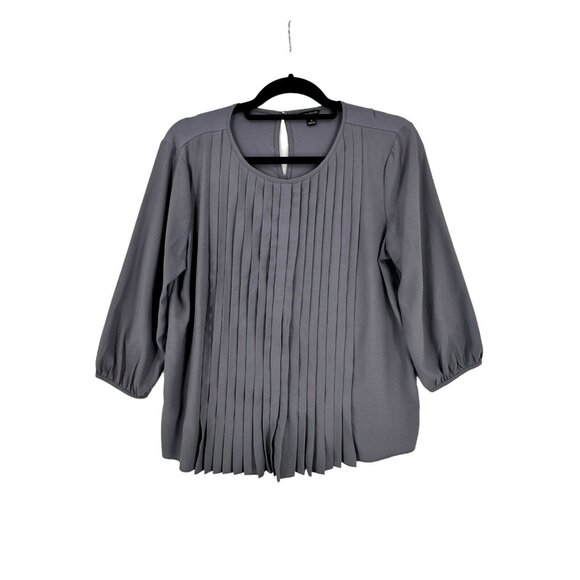 Ann Taylor Tops - Ann Taylor Pleated Front Blouse Round Neck 3/4‎ Sleeves Gray Medium Career